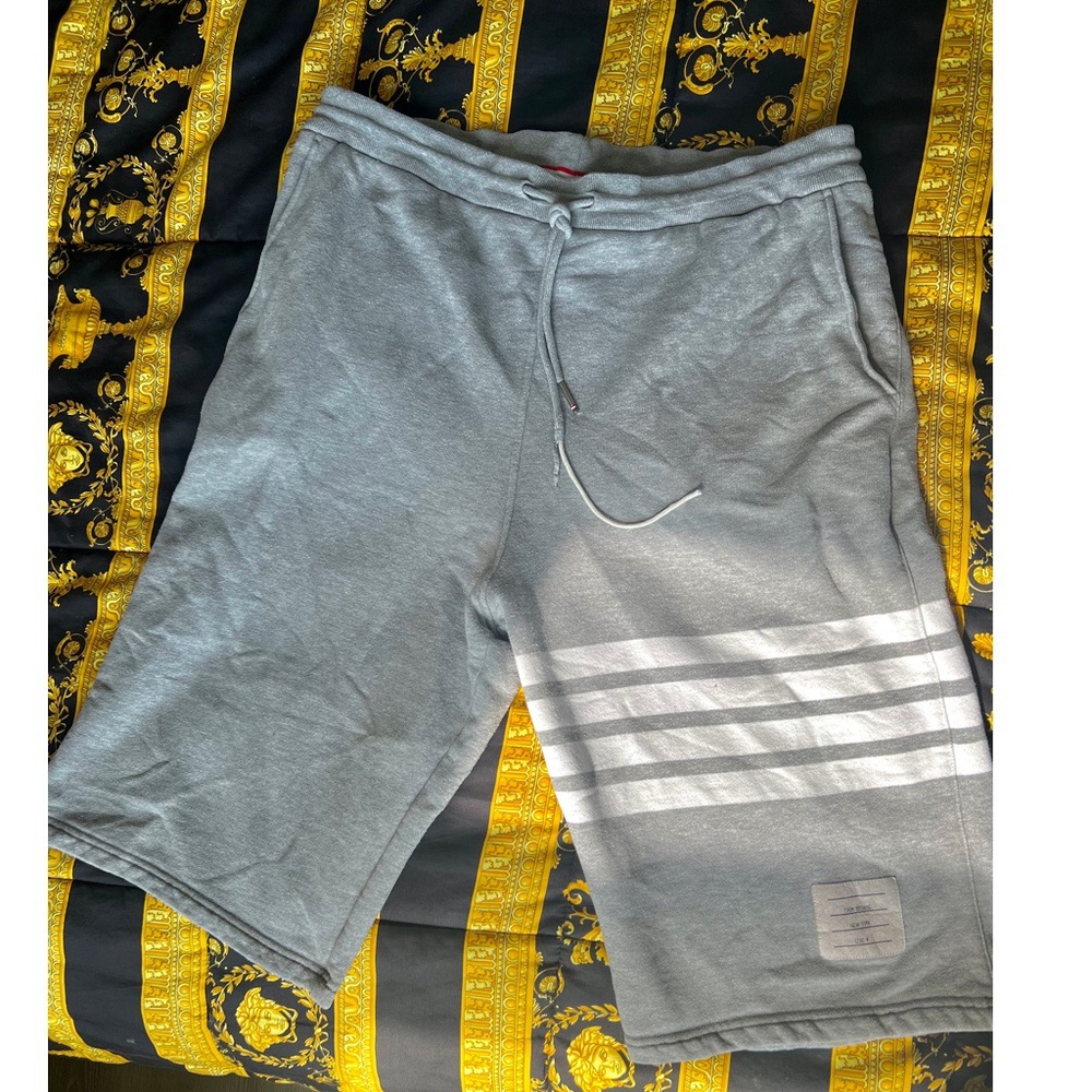 AUTHENTIC THOM BROWNE SHORTS